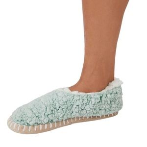 FREE PEOPLE SO SOFT SHERPA BALLERINA SLIPPERS - LIME